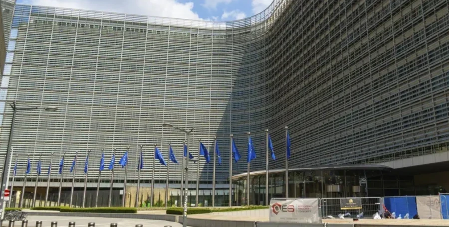 ЕС отверг возможное ослабление санкций против нефти из РФ