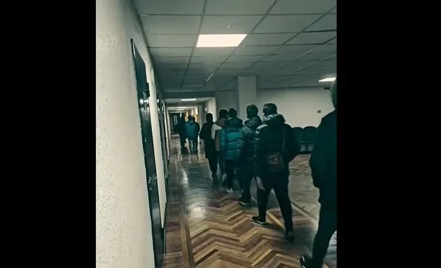 Бишкекте «Нелегал» рейди учурунда милицияга 64 чет элдик жаран жеткирилди