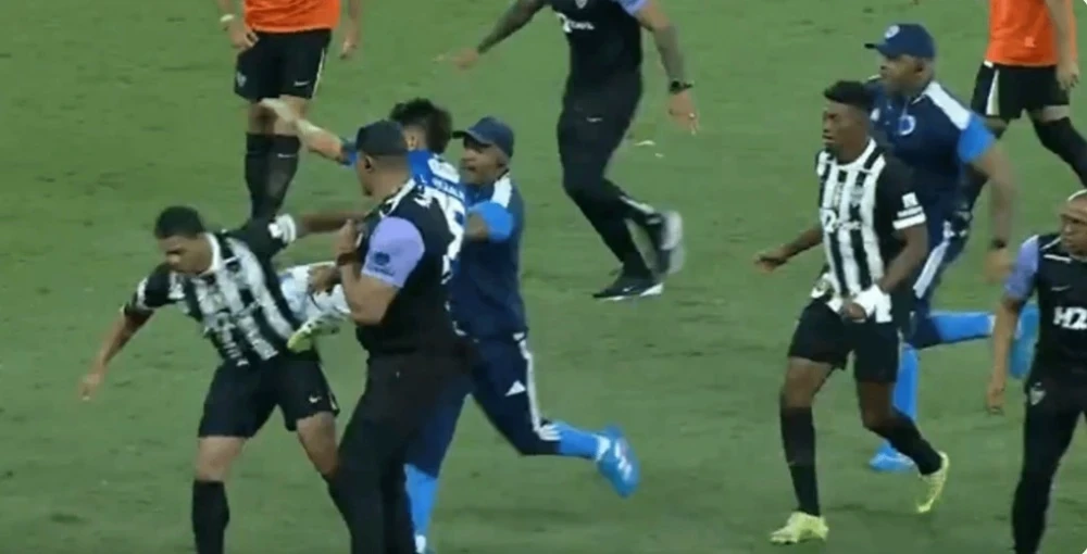 In Brazil, a football match ended in a brawl and 23 red cards