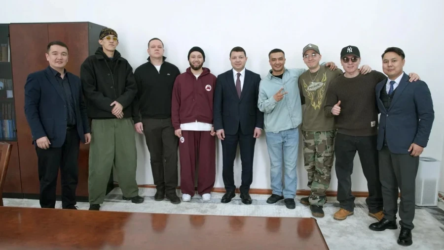Kyrgyzstan Rap Artists Meet with the Minister of Culture