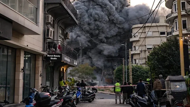 Новости с Ближнего Востока: удары, угрозы судоходству и скачок цен на нефть