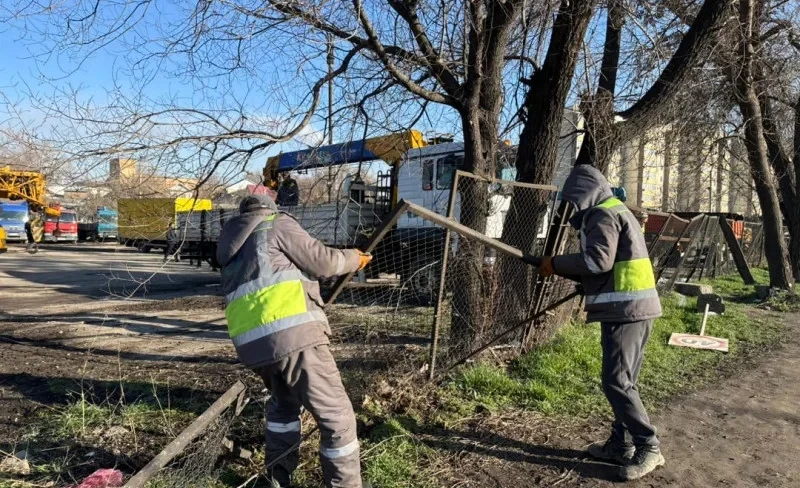 Территорию Восточного автовокзала вернули мэрии, ее реконструируют