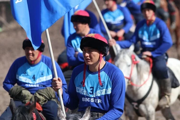 В Чолпон-Ате проходит крупный турнир по кок бору в честь Нооруза