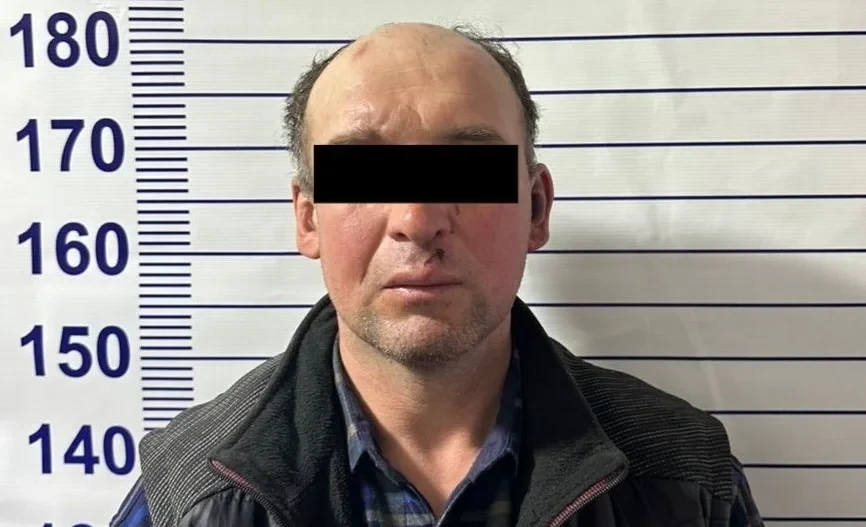 В Чуйской области мужчину убили ударом ножа в шею