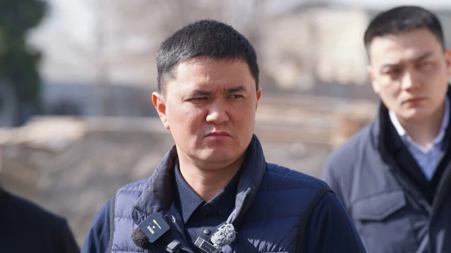 Oruntaev halted major construction in Manas