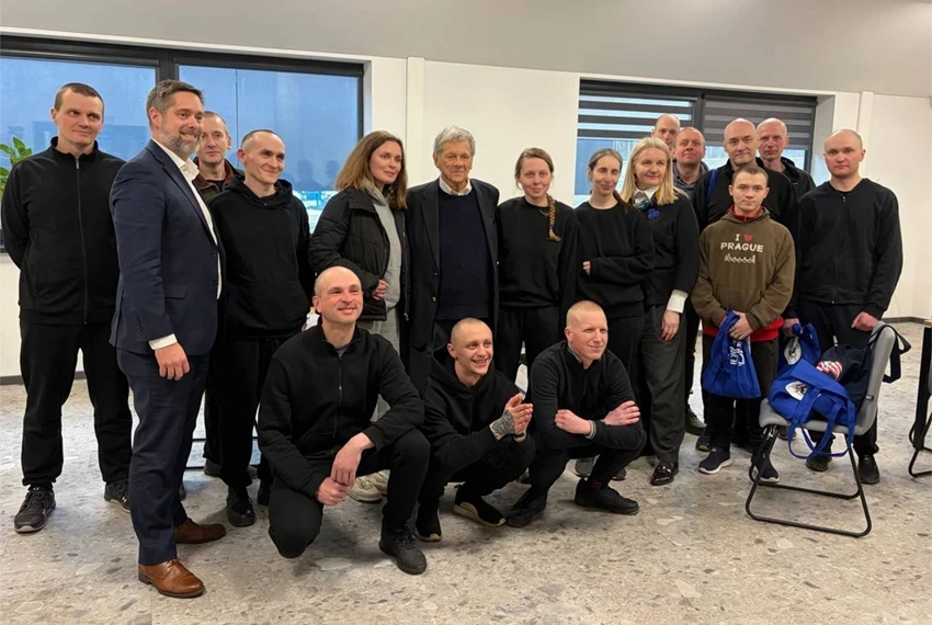 Александр Лукашенко освободил еще 250 политзаключенных: на каких условиях