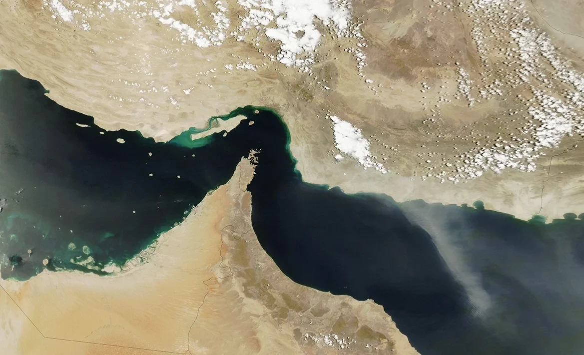 Иран создал «безопасный» коридор для судов в Ормузском проливе