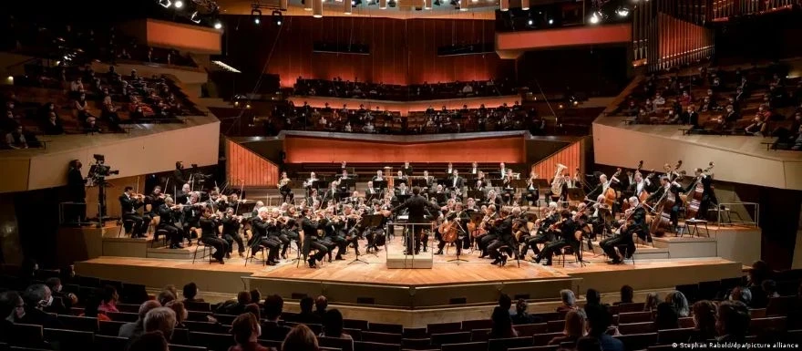 Как музыка влияет на здоровье: клиника «Шарите» и оркестр проведут исследование