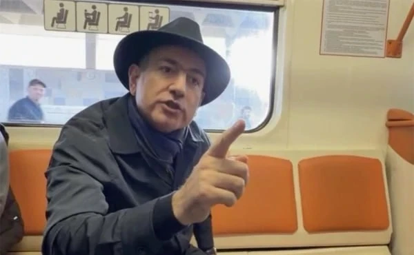 Armenian Prime Minister Pashinyan argued with a woman in the metro over Karabakh