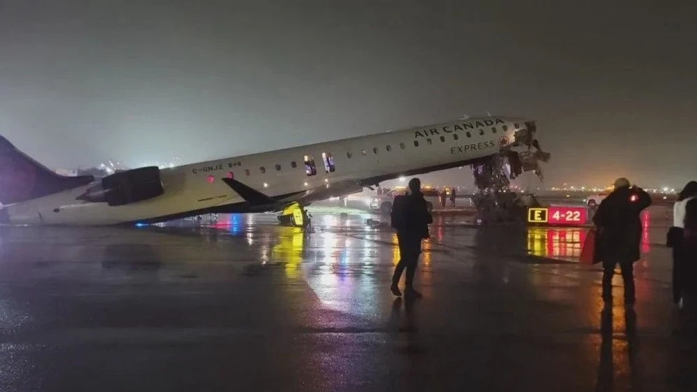 More than 40 people hospitalized after an incident with a plane at New York airport