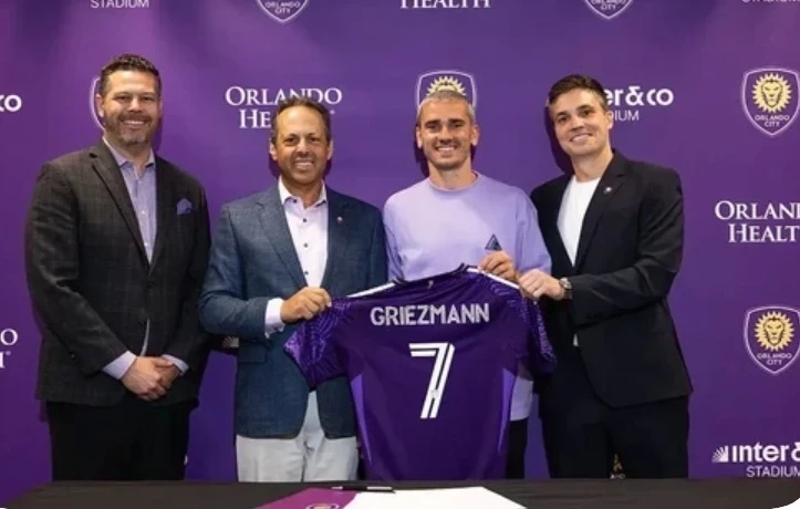 The best scorer in the history of "Atletico," Antoine Griezmann, is leaving for the USA.