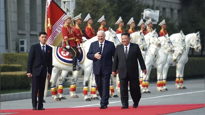 Lukashenko and Kim Jong Un Hold Meeting in Pyongyang