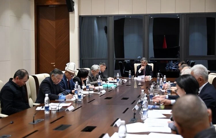 От палеолита до наших дней: ученые напишут 16-томную историю кыргызского народа