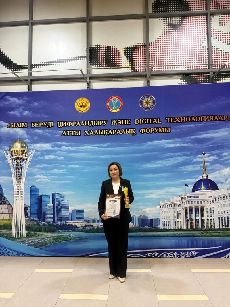 Учитель из Кыргызстана стала «Лучшим педагогом СНГ»