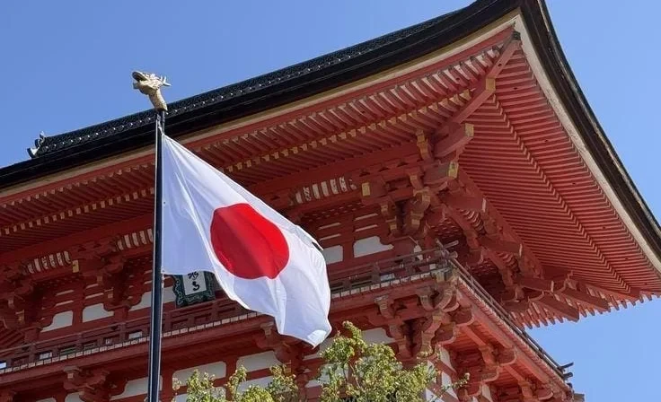 Japan tightens citizenship acquisition rules: residency period doubled
