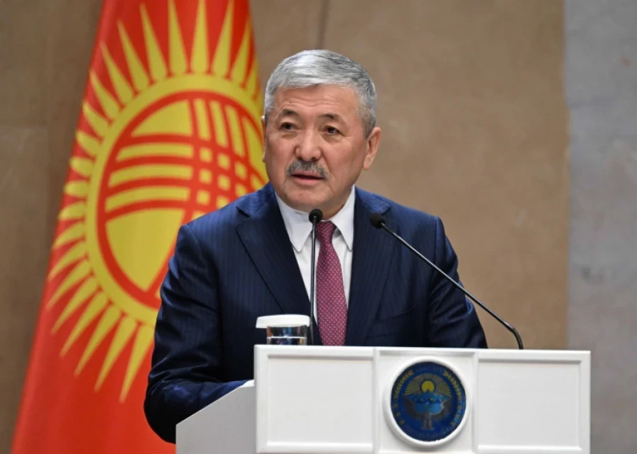 Адылбек Касымалиев Азербайжанга жумушчу сапар менен бармакчы