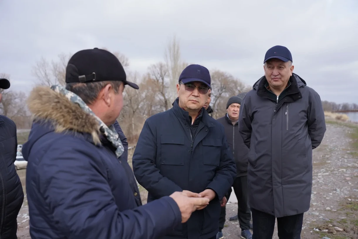 Эрлист Акунбеков ознакомился с состоянием ирригационной инфраструктуры Чуйской области