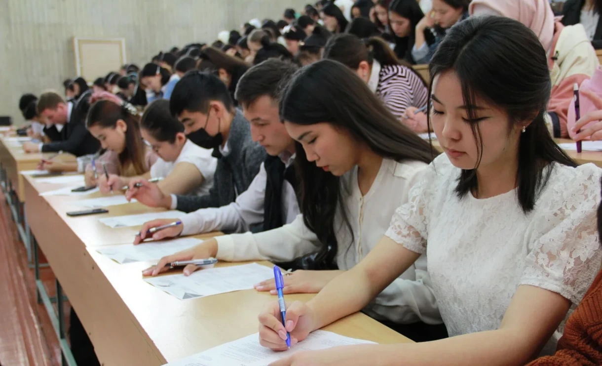 ЖКда «Баатыр эне» ордену менен сыйланган энелердин балдарына билим алуу үчүн 50% жеңилдик берүүгө макулдашылды