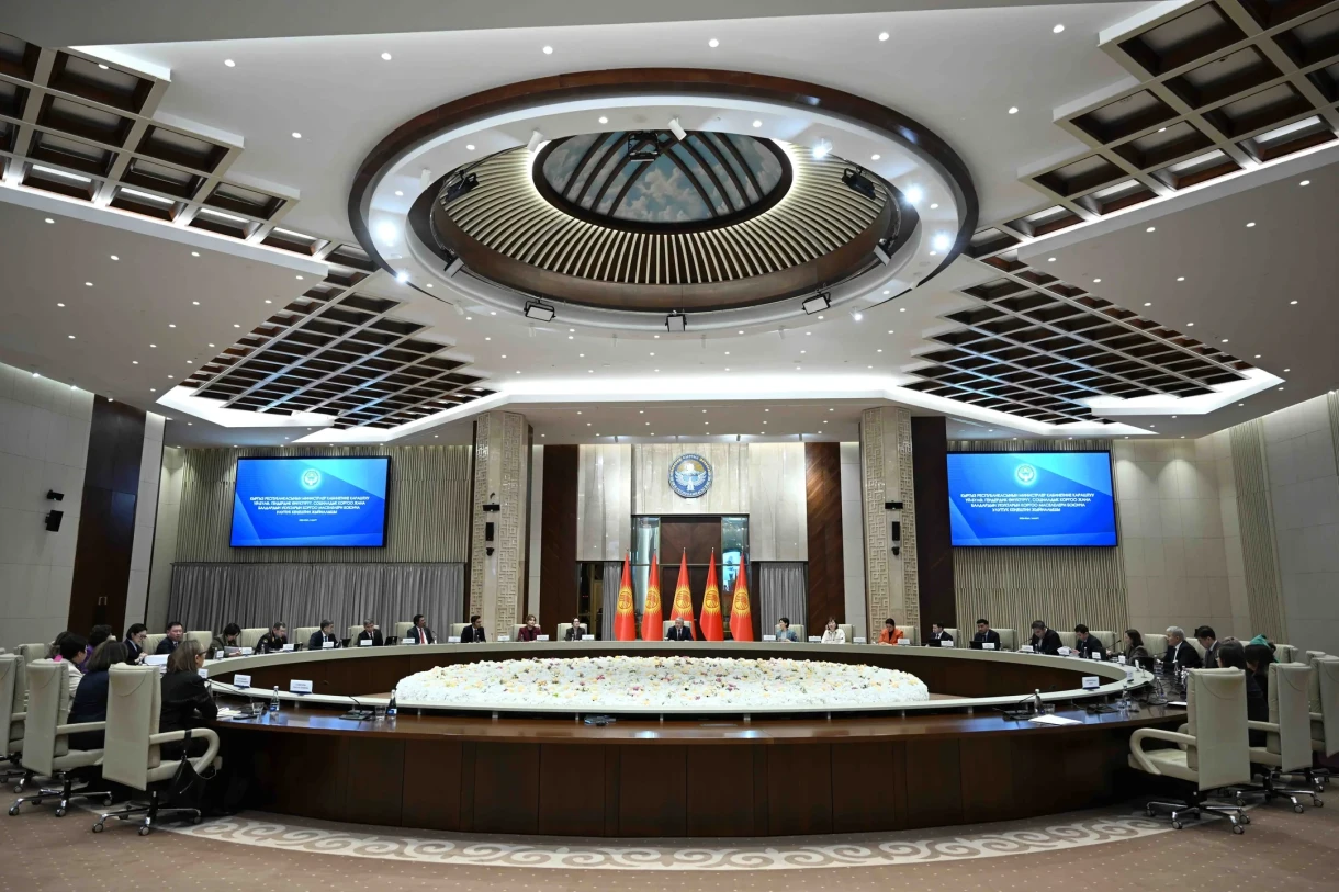 Кабинетте үй-бүлө, социалдык коргоо жана балдардын укуктары боюнча маселелер талкууланды