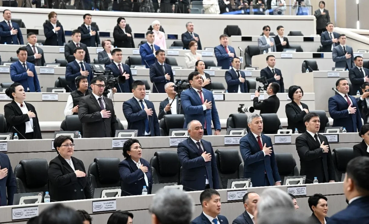 ЖК спикери депутаттардын айлык акысынын өлчөмүн билдирди