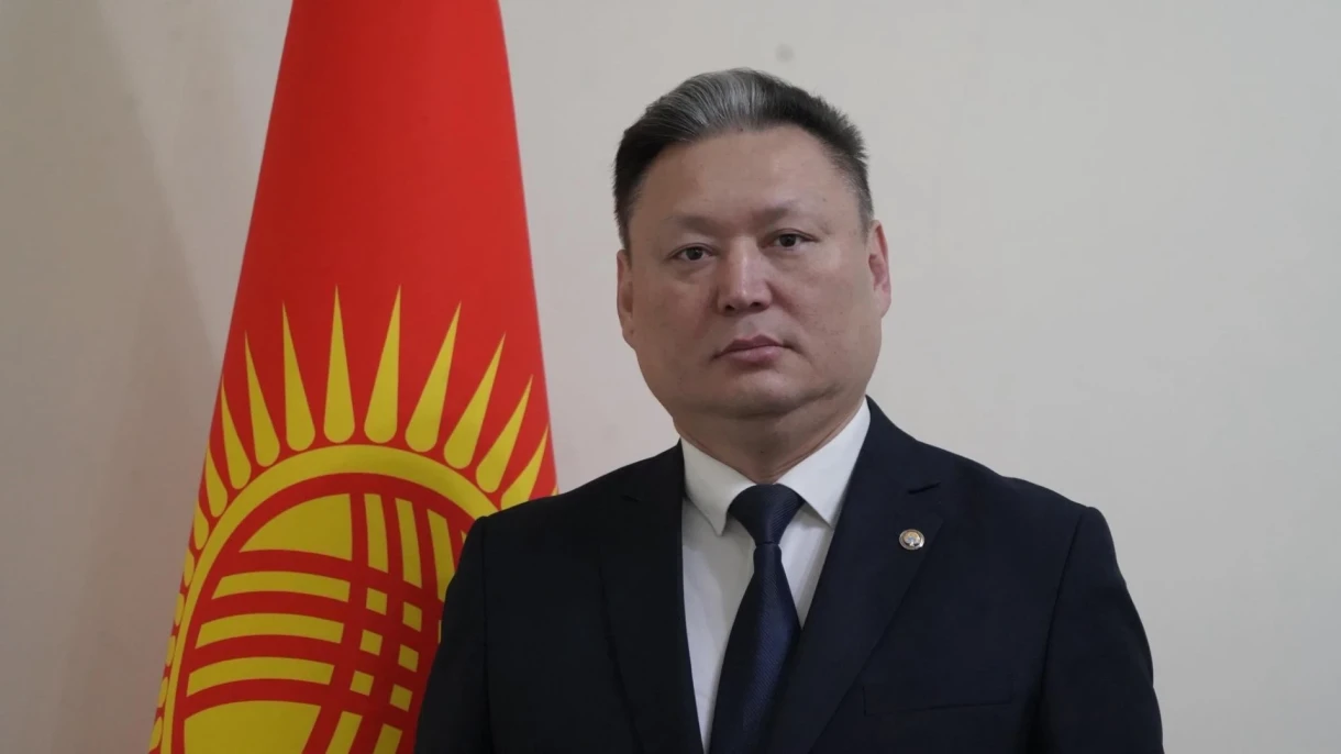 Директором молодежного театра «Учур» назначен Мыктыбек Илебаев