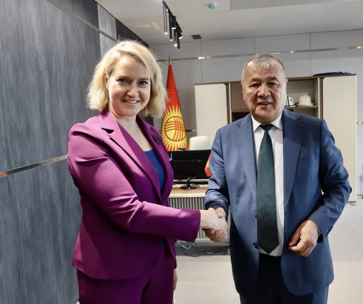 Литва Кыргызстандагы дипломатиялык өкүлчүлүгүн кеңейтет: Ошто ардактуу консул дайындалды