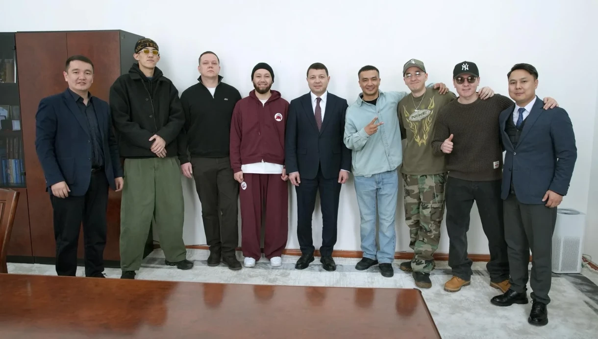 The Minister of Culture discussed support for young talents with rap artists.