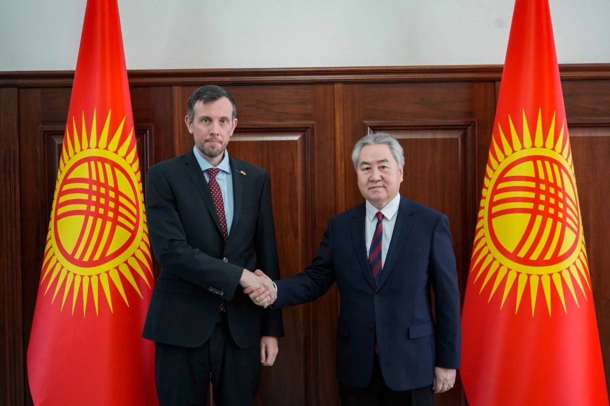 The Foreign Minister discussed investments and cooperation with the British Ambassador.