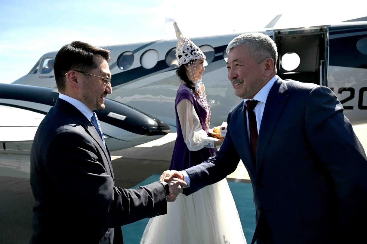 Адылбек Касымалиев прибыл в Казахстан с рабочим визитом