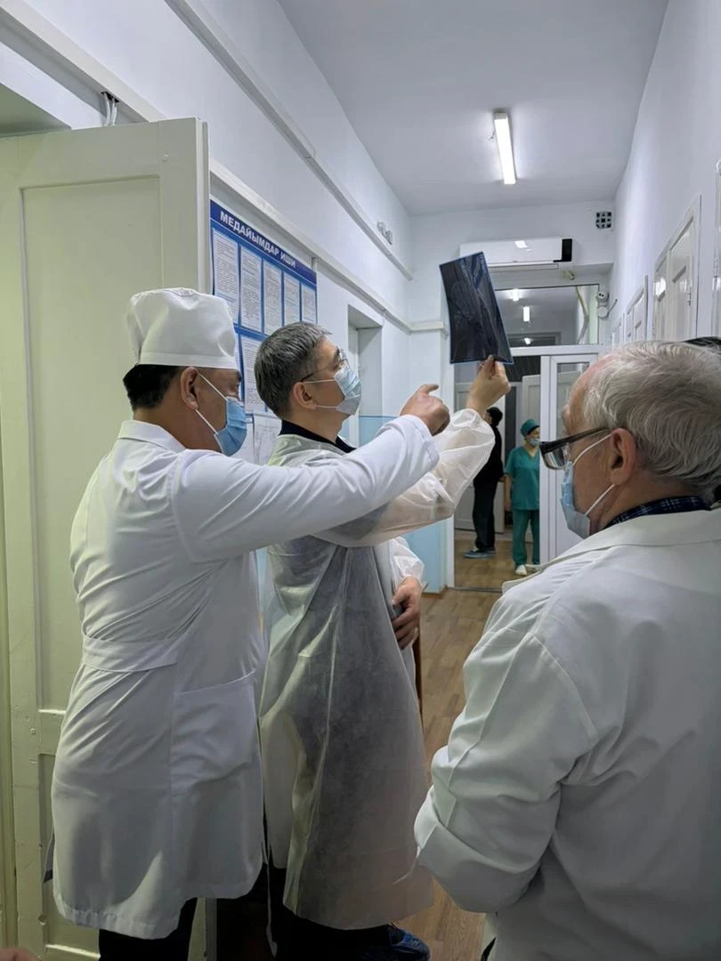 Fell out of the window. The girl injured in Bishkek is connected to a ventilator.