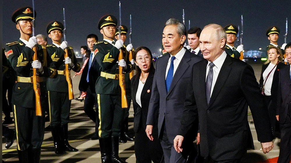 Путин прибыл в Китай