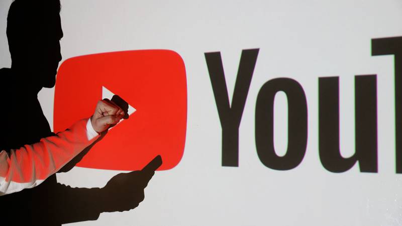 Эксперт Гребенников высказал свое мнение о возможной блокировке YouTube в России