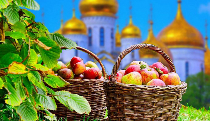 Что нужно святить в церкви на Яблочный Спас, отмечаемый 19 августа 2024 года