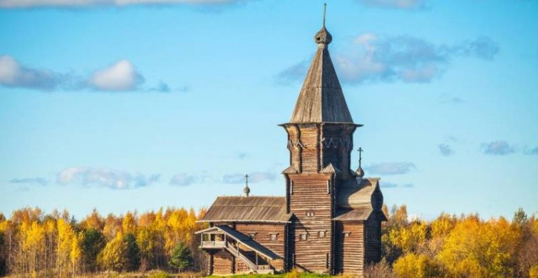 Праздник в честь Иверской иконы Божьей матери отмечают 26 октября 2024 года